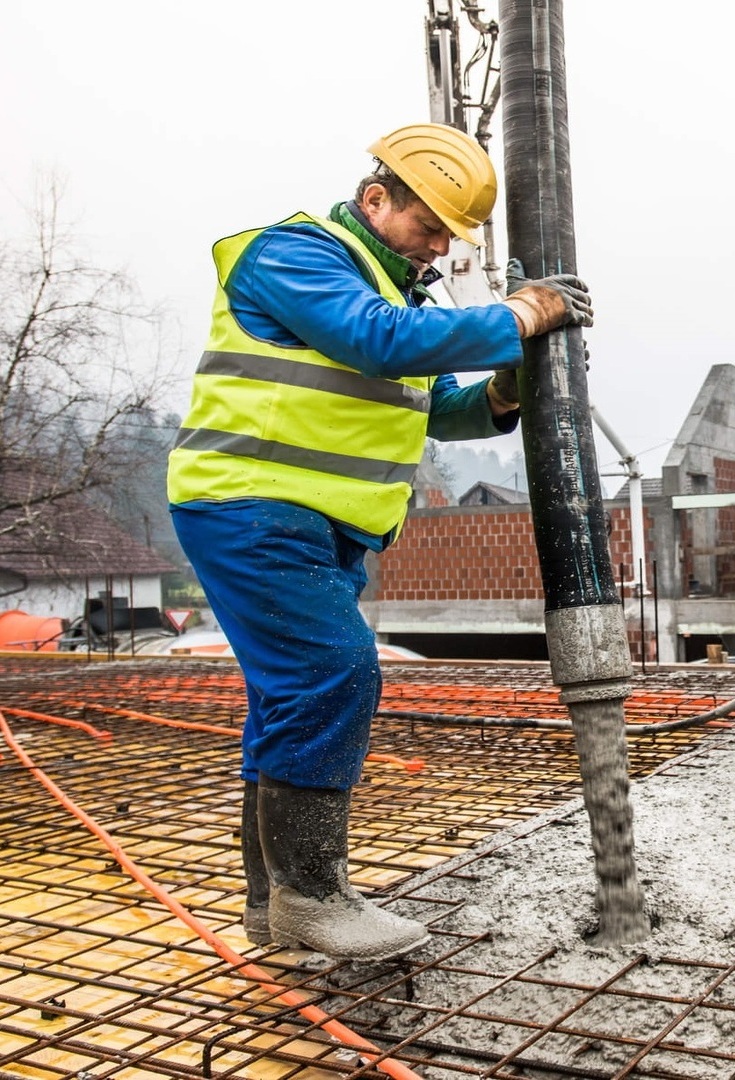 Equipamento de dosagem de concreto